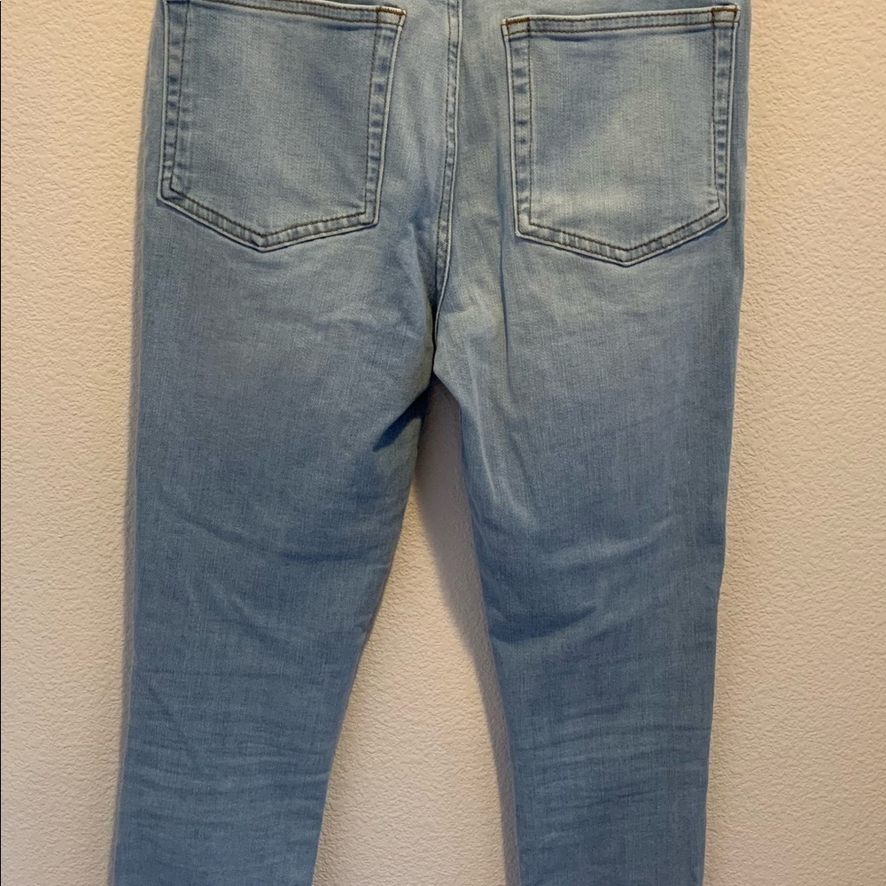 Reformation Light Wash High Rise str Leg. Size 26.​​​​​​​​​​​​​​​​​​​​ - Picture 2 of 7